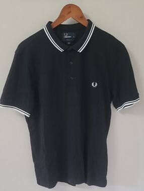 Fred Perry Black Polo with White Twin-Tip. 20" P2P.